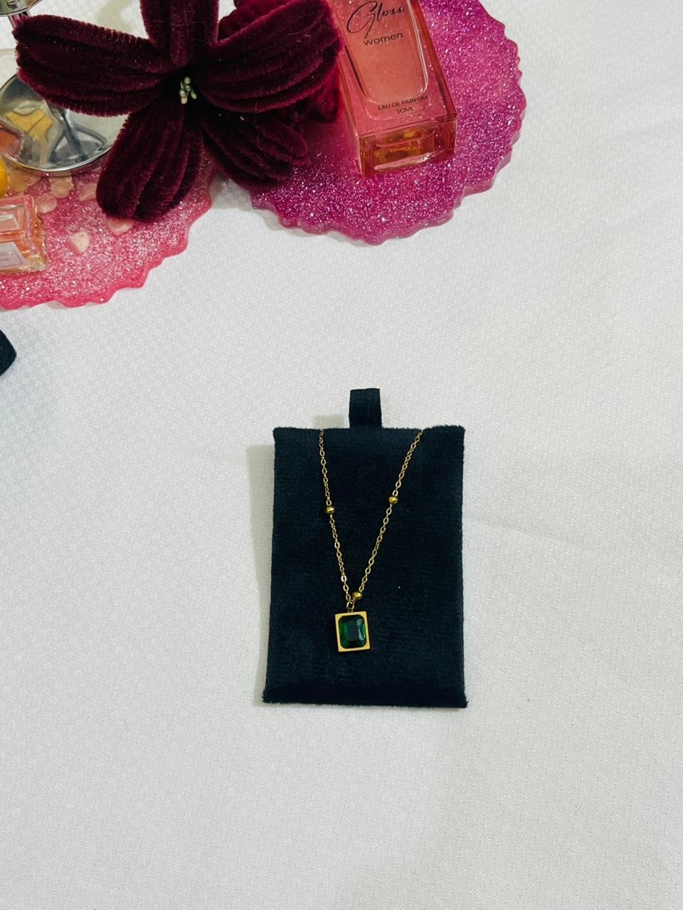 Green stone square pendant Square Stone Pendant - Image 1
